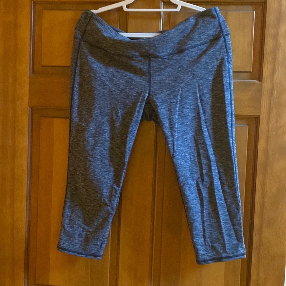 Athleta cropped pants XL